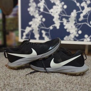 Nike zoom terra kiger shoes